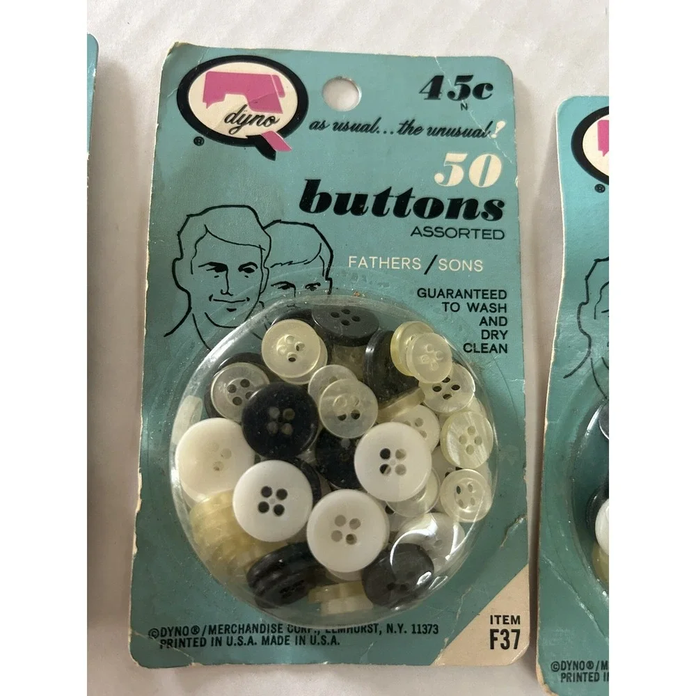 Dyno Merchandise Corp Vintage Buttons For Fathers & Sons Lot Of 3‎ Packs USA NY
